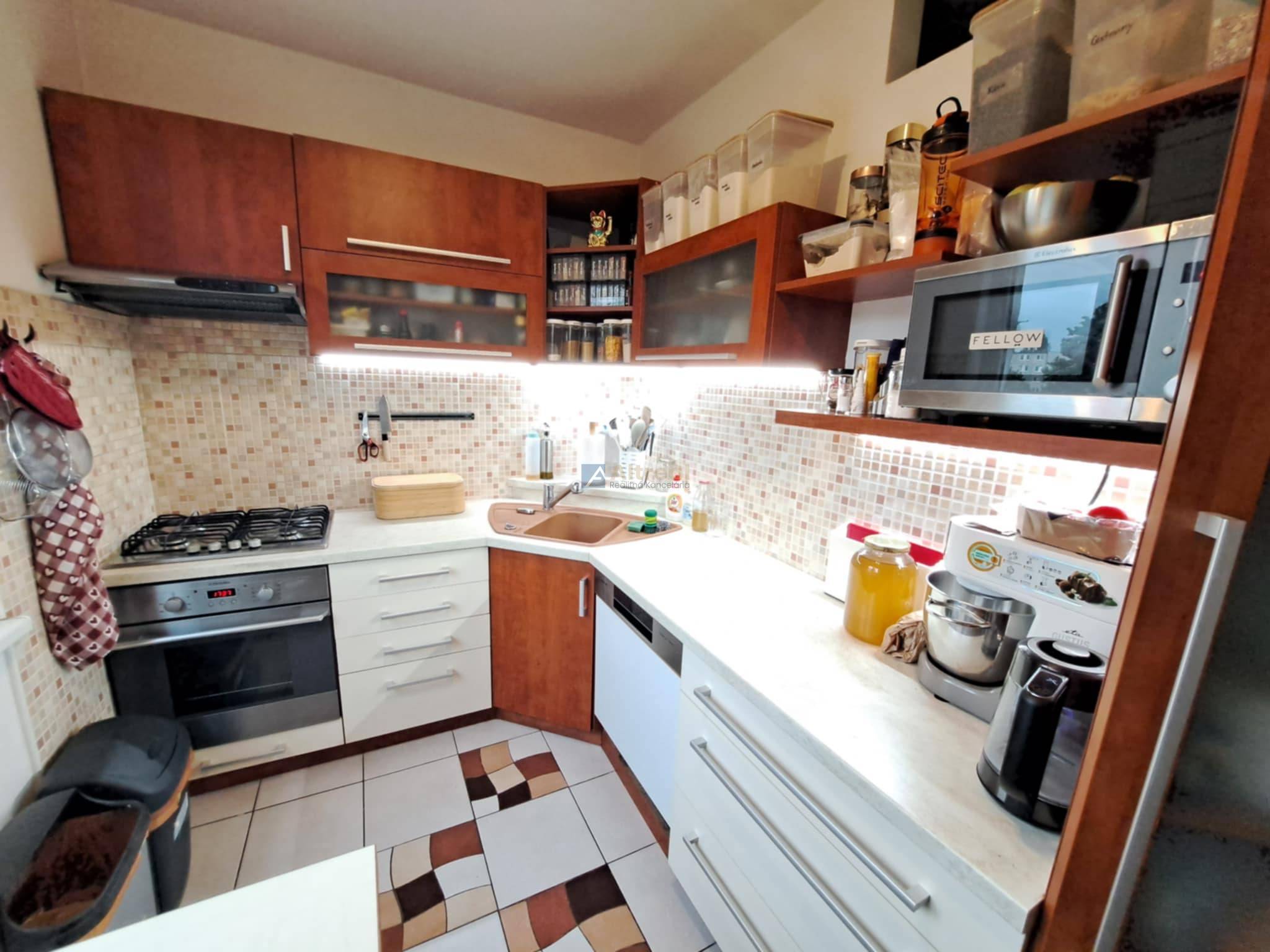 3 izbový byt s veľkým balkónom, Martin - Centrum